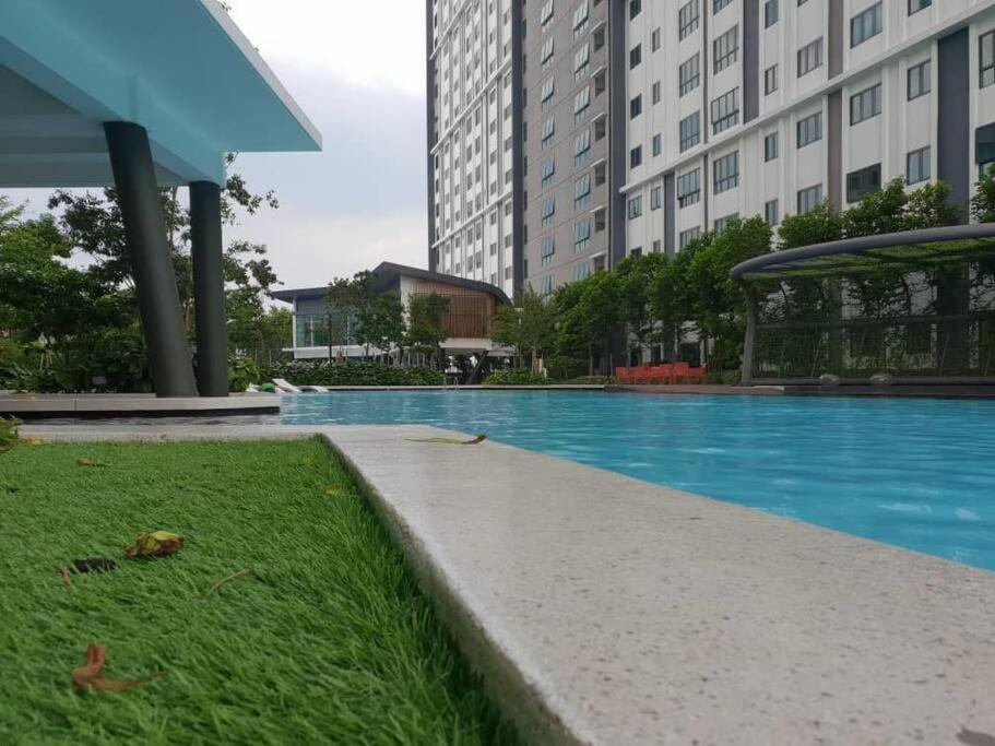 M Centura 2 With Swimming Pool Pangsapuri